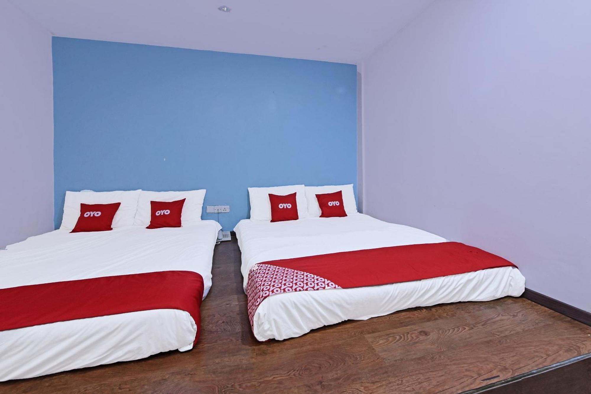 Super Oyo 992 Orange Hotel Kuala Pilah Buitenkant foto