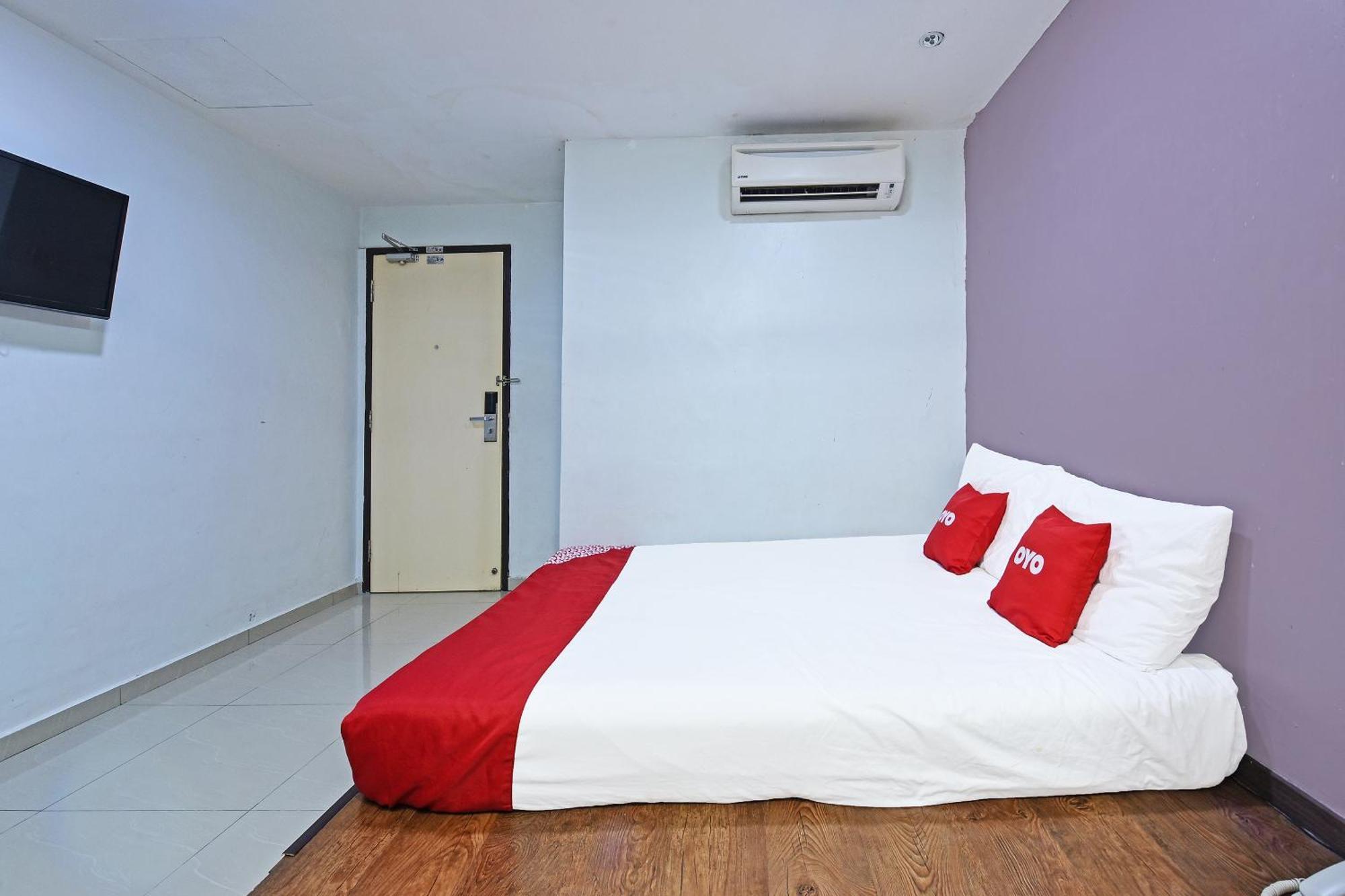Super Oyo 992 Orange Hotel Kuala Pilah Buitenkant foto
