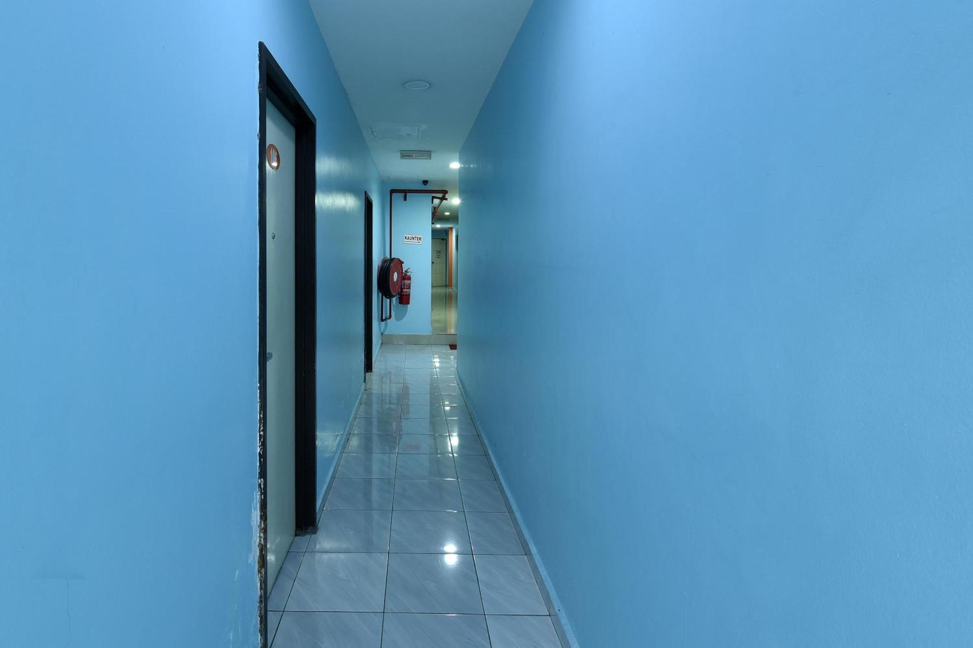 Super Oyo 992 Orange Hotel Kuala Pilah Buitenkant foto